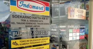 indomaret buka jam