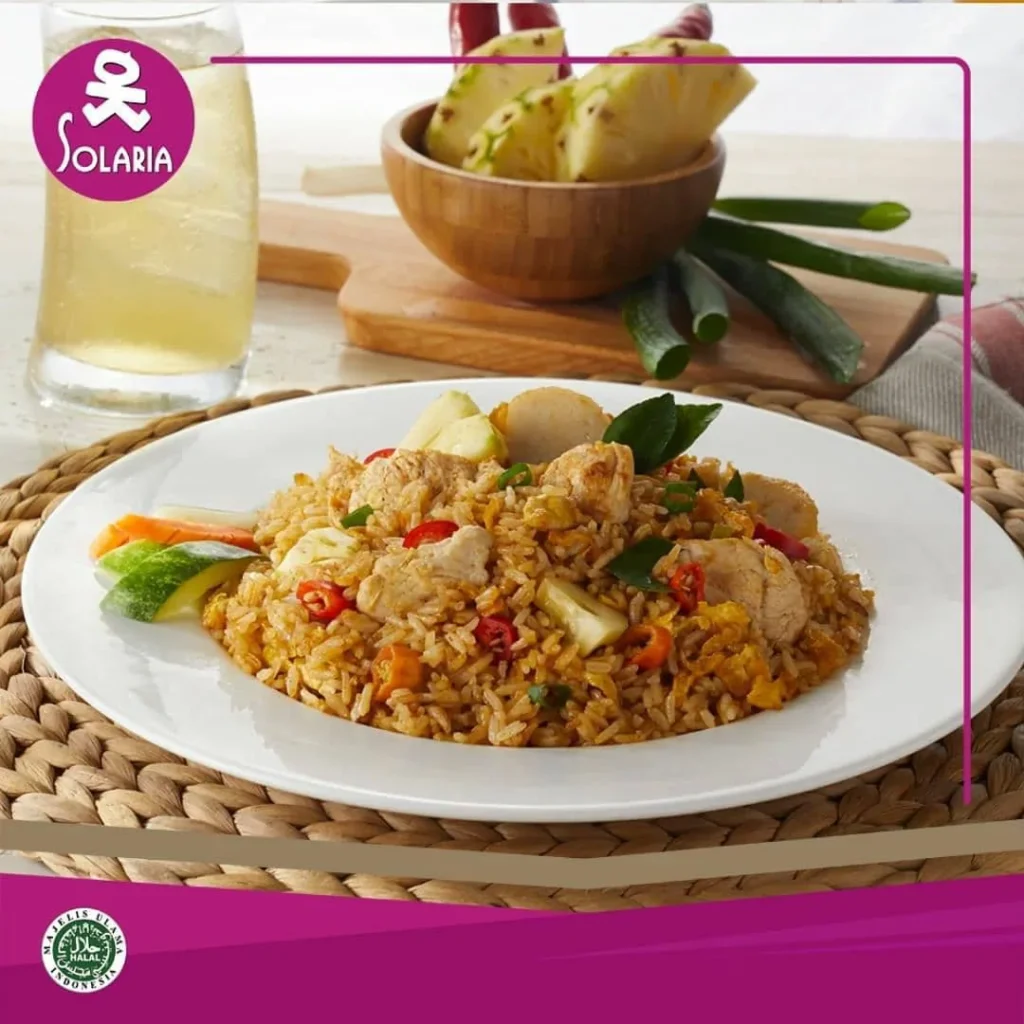 nasi goreng tom yum ayam solaria